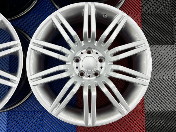 BM Autosport NEW 19 INCH SPYDER STYLE ALLOY WHEELS IN HYPER SILVER WIT
